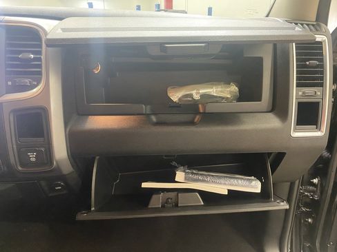 Used 2022 RAM 1500 Classic SLT w/ Electronics Group image 44