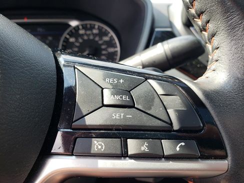 Used 2023 Nissan Altima 2.5 SR w/ SR Premium Package image 18