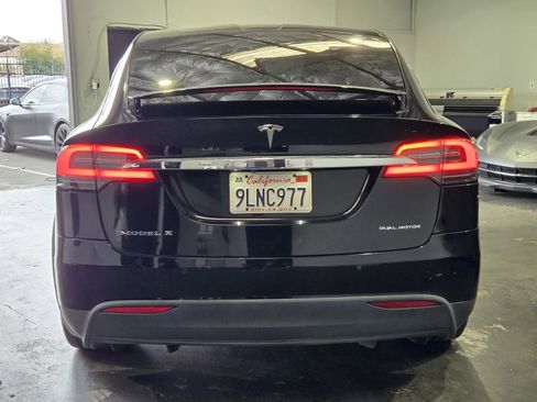 Used 2020 Tesla Model X Long Range AWD/4WD image 3