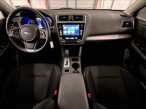 Used 2019 Subaru Outback 2.5i Premium image 14