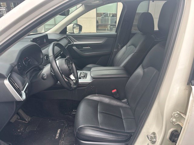 Used 2024 MAZDA CX-90 3.3 Turbo w/ Preferred Plus AWD/4WD image 15