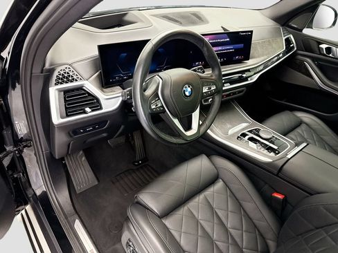 Used 2024 BMW X5 xDrive40i w/ Premium Package AWD/4WD image 9