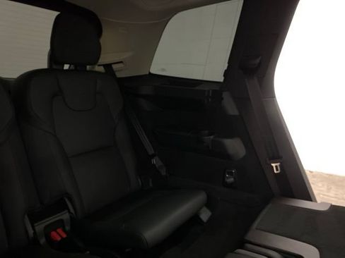 Used 2024 Volvo XC90 T8 Plus w/ Protection Package Premier AWD/4WD image 79