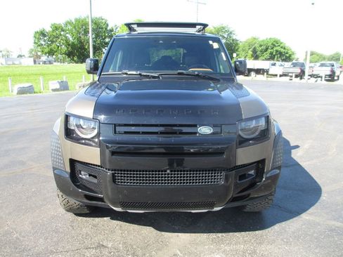 Used 2024 Land Rover Defender 110 X AWD/4WD image 11
