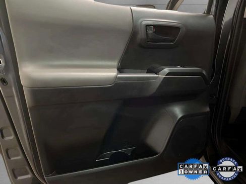 Used 2022 Toyota Tacoma SR image 63