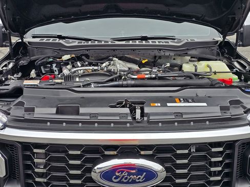 Used 2026 Ford F450 Platinum w/ Platinum Plus Package image 27
