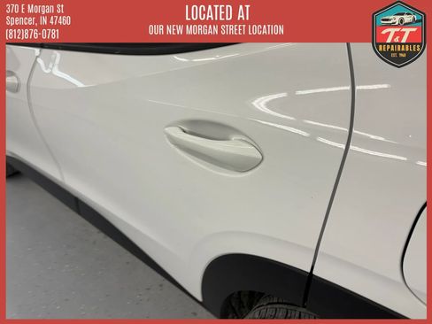 Used 2024 Chevrolet Trax RS w/ Sunroof Package FWD image 20