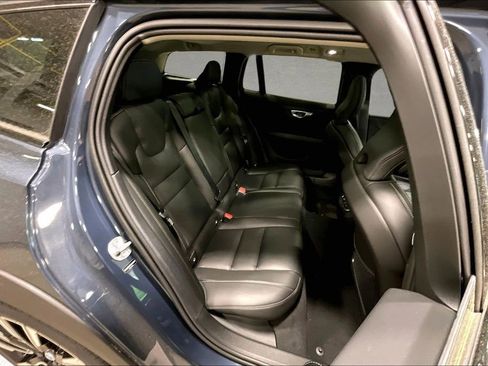 New 2026 Volvo V60 B5 Cross Country Ultra w/ Protection Package Premier AWD/4WD image 10