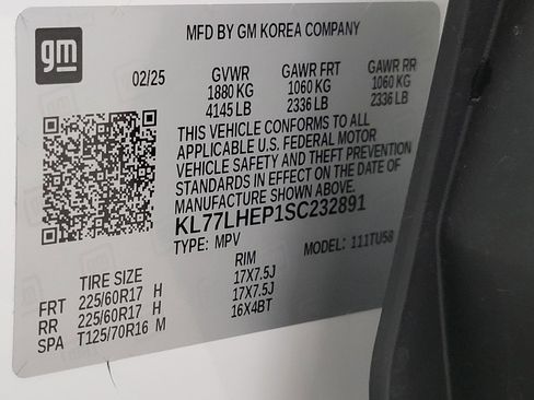 Used 2025 Chevrolet Trax LT w/ LT Convenience Package image 26