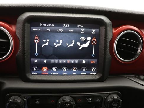 Used 2023 Jeep Wrangler Unlimited Rubicon image 23