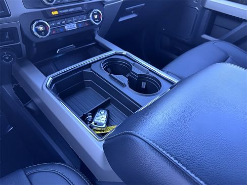 Used 2022 Ford F250 Lariat w/ Tremor Off-Road Package image 40