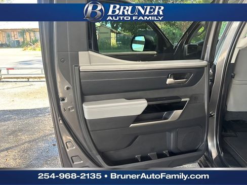 Used 2024 Toyota Tundra Limited image 13