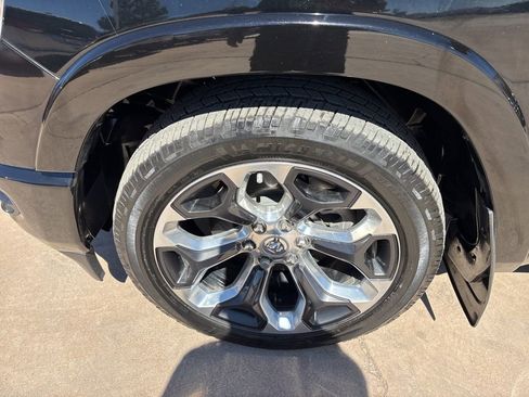 Used 2023 RAM 1500 Limited AWD/4WD image 9