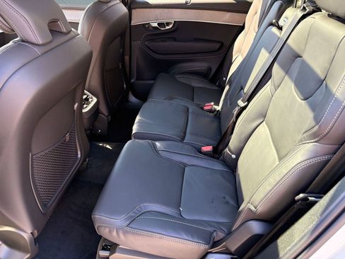 New 2026 Volvo XC90 B6 Ultra w/ Protection Package image 14