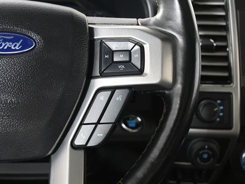 Used 2020 Ford F150 Platinum image 38