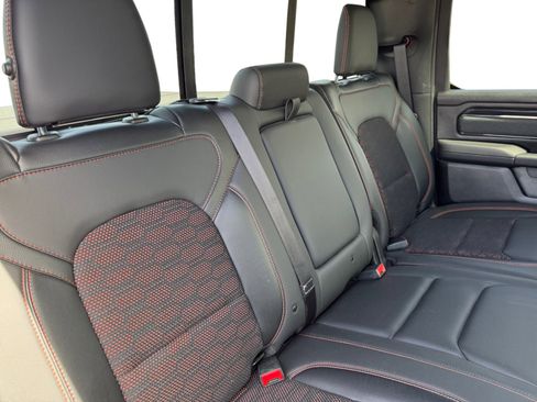 Used 2022 RAM 1500 Big Horn w/ Built-to-serve Edition AWD/4WD image 18