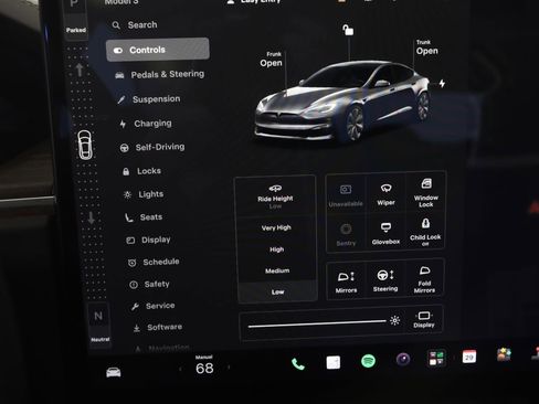 Used 2022 Tesla Model S AWD/4WD image 12