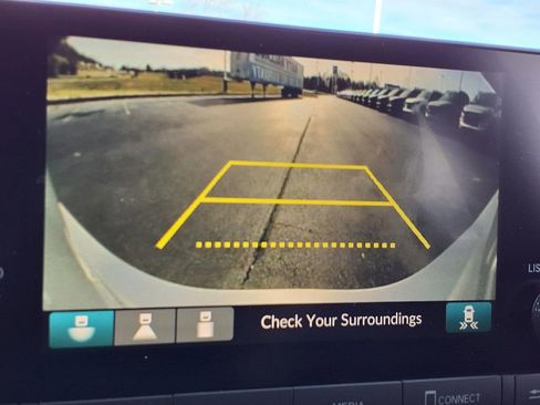 Used 2025 Honda Civic Sport image 18