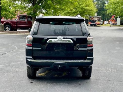 Used 2024 Toyota 4Runner Limited AWD/4WD image 6