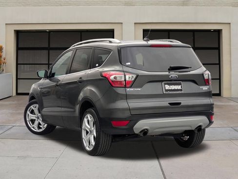 Used 2018 Ford Escape Titanium w/ Ford Safe & Smart Package FWD image 2