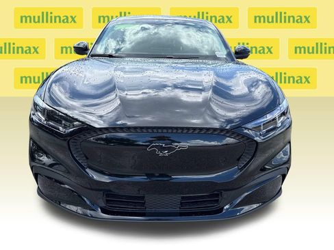 New 2026 Ford Mustang Mach-E Select RWD image 12