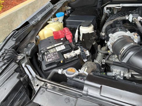 Used 2022 Nissan Frontier SV AWD/4WD image 34