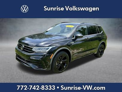 Used 2024 Volkswagen Tiguan SE R-Line