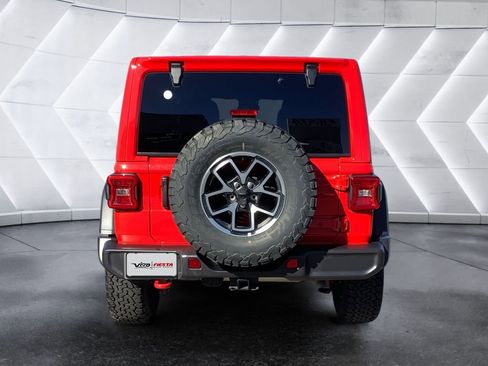 Used 2025 Jeep Wrangler Unlimited Rubicon image 5