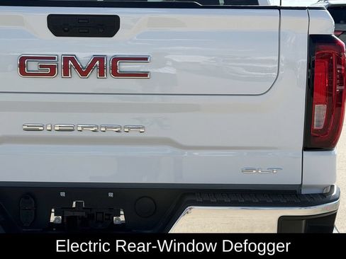 Used 2026 GMC Sierra 1500 SLT RWD image 9