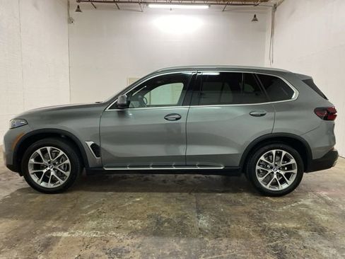 Used 2026 BMW X5 sDrive40i RWD image 2