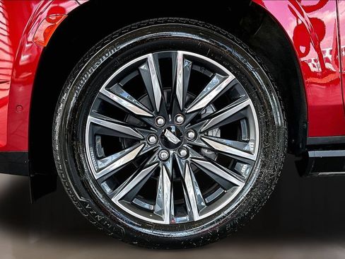 Certified 2024 Cadillac Escalade ESV Sport Platinum w/ Heavy-Duty Trailer Package AWD/4WD image 8