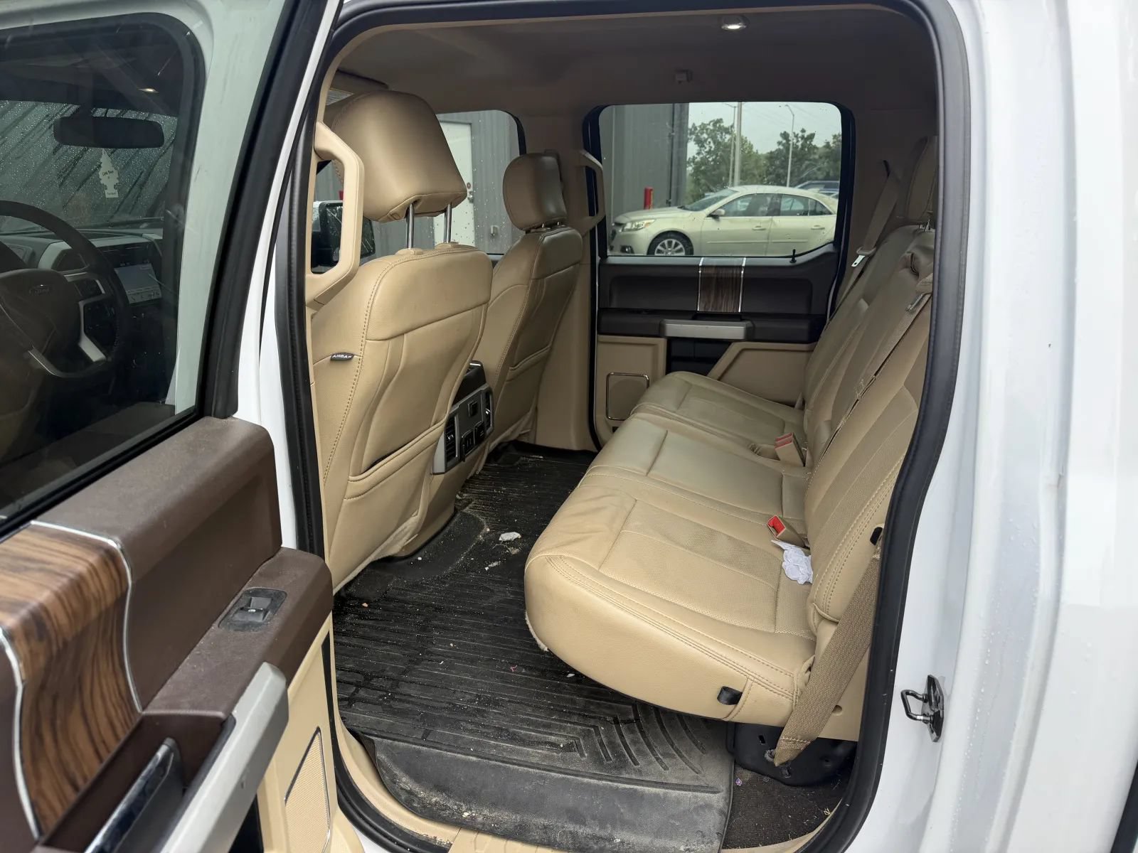 Used 2019 Ford F150 Lariat AWD/4WD image 8