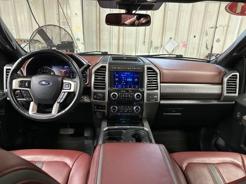 Used 2021 Ford F350 Platinum AWD/4WD image 18