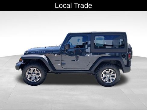 Used 2018 Jeep Wrangler Rubicon w/ Power Convenience Group AWD/4WD image 2