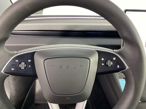 Used 2025 Tesla Model 3 Long Range image 16