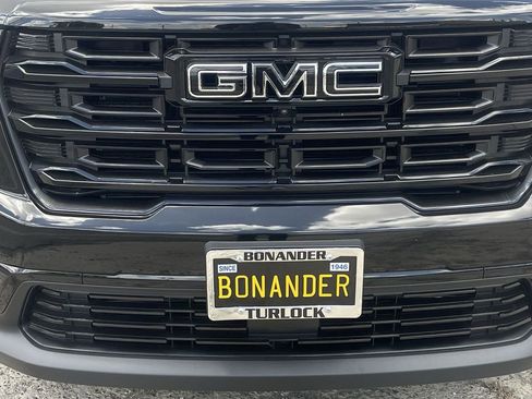 New 2026 GMC Acadia Elevation w/ Black Edition AWD/4WD image 31