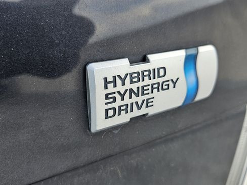 Used 2010 Toyota Prius Two FWD image 13