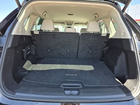 Used 2025 Nissan Rogue SV AWD/4WD image 20
