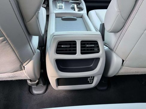 Used 2023 Honda Ridgeline RTL-E image 14