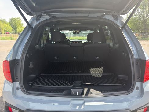 Used 2023 Honda Passport EX-L image 9
