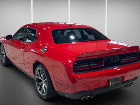 Used 2022 Dodge Challenger GT image 16
