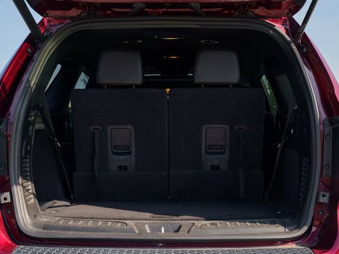 Used 2024 Dodge Durango GT RWD image 18