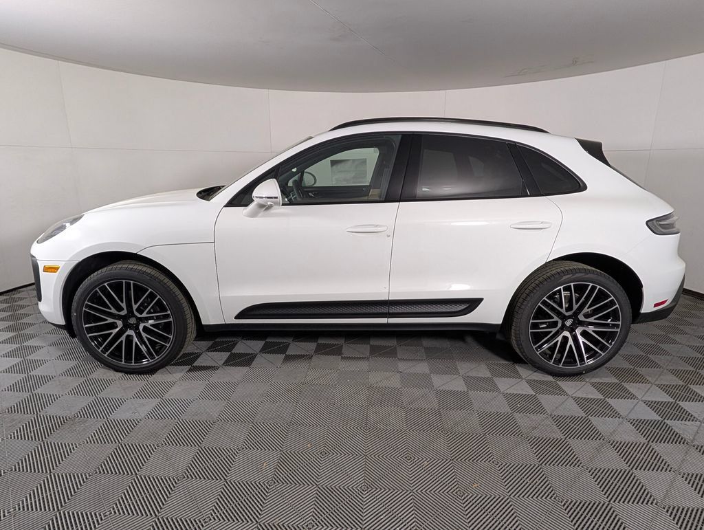 New 2026 Porsche Macan AWD/4WD image 2