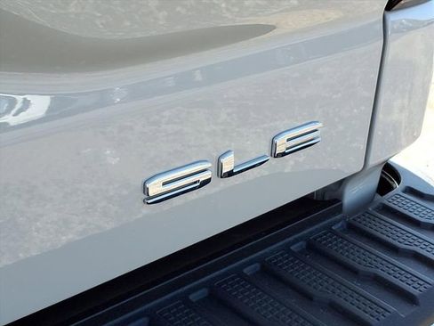 New 2026 GMC Sierra 1500 SLE w/ X31 Off-Road Package image 31