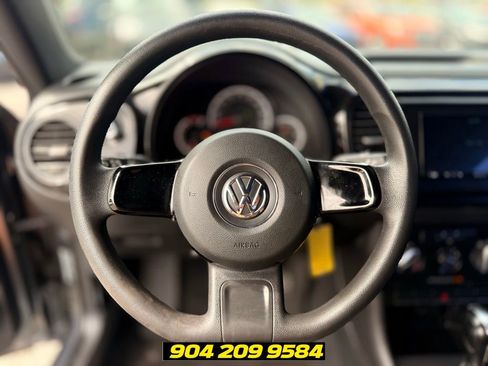 Used 2014 Volkswagen Beetle 2.5 FWD image 12