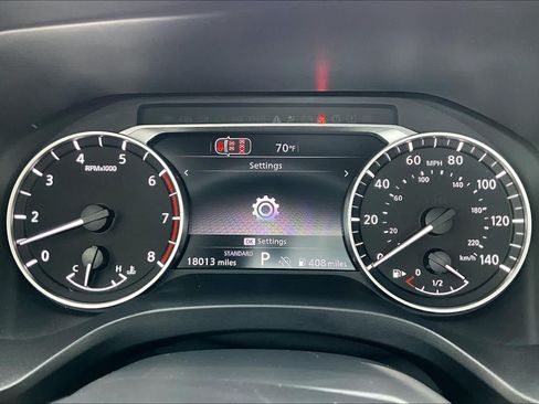 Used 2026 Nissan Rogue SV FWD image 25