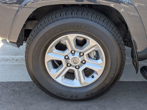 Used 2024 Toyota 4Runner SR5 RWD image 27