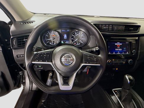 Used 2019 Nissan Rogue S FWD image 13