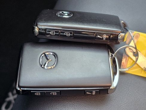 Used 2025 MAZDA CX-30 AWD 2.5 S w/ Preferred Package image 35