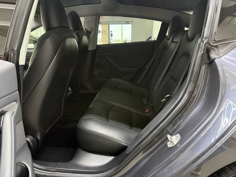 Used 2018 Tesla Model 3 AWD/4WD image 13